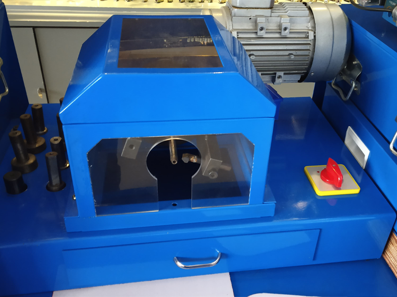 Hose crimping machine - Gallery